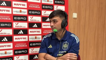 佩德里：曾试训皇马但被告知水平不够，媒体上的谎言让人愤怒