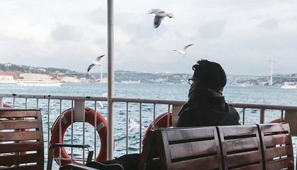 苏超启用统一购票平台，抢票改为预约摇号制，解决购票难问题